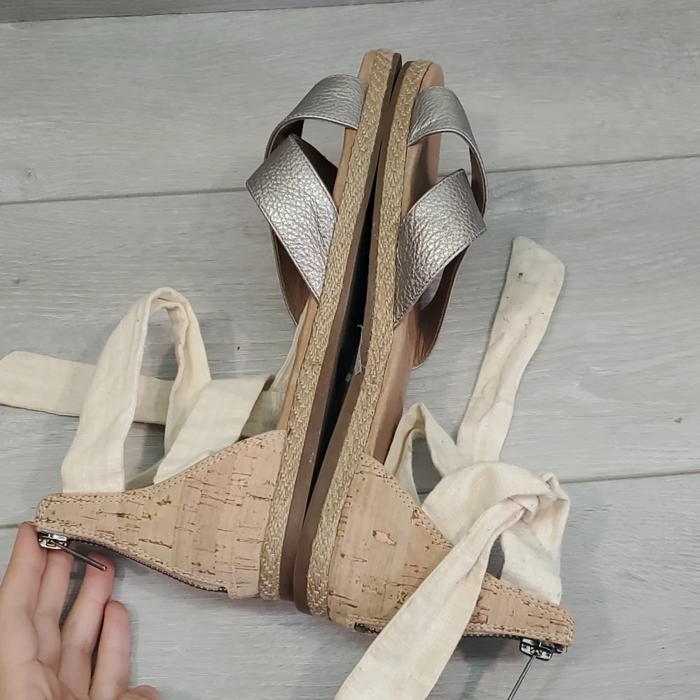 Ugg Australia Women Comfort Zip Back Strappy Ankle Flats Sandals shoes sz 9
